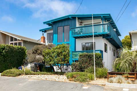 Photo of 649 Bayview Drive, APTOS, CA 95003 (MLS # ML82054728)