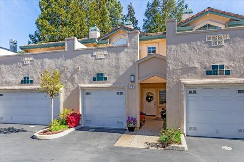 Photo of 4173 El Camino Real Real #23, PALO ALTO, CA 94306 (MLS # ML82039179)
