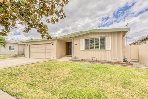 Photo of 783 Central Avenue, SALINAS, CA 93901 (MLS # ML82045986)