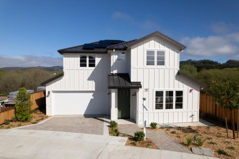 577 Creekside Court Half Moon Bay CA 94019
