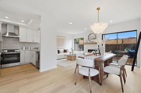 Photo of 1993 Plymouth Street #4, MOUNTAIN VIEW, CA 94043 (MLS # ML82054193)