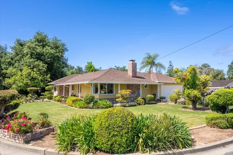 18654 Aspesi Drive, Saratoga, CA 95070 - MLS#: ML82004156