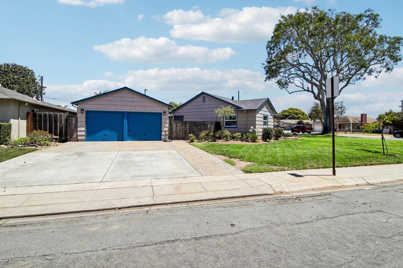 246 Loma Drive