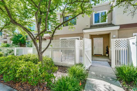 Photo of 6944 Gregorich Drive #B, SAN JOSE, CA 95138 (MLS # ML82045508)
