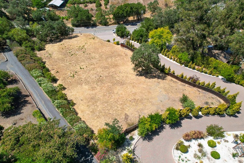 00 Mt Eden Road