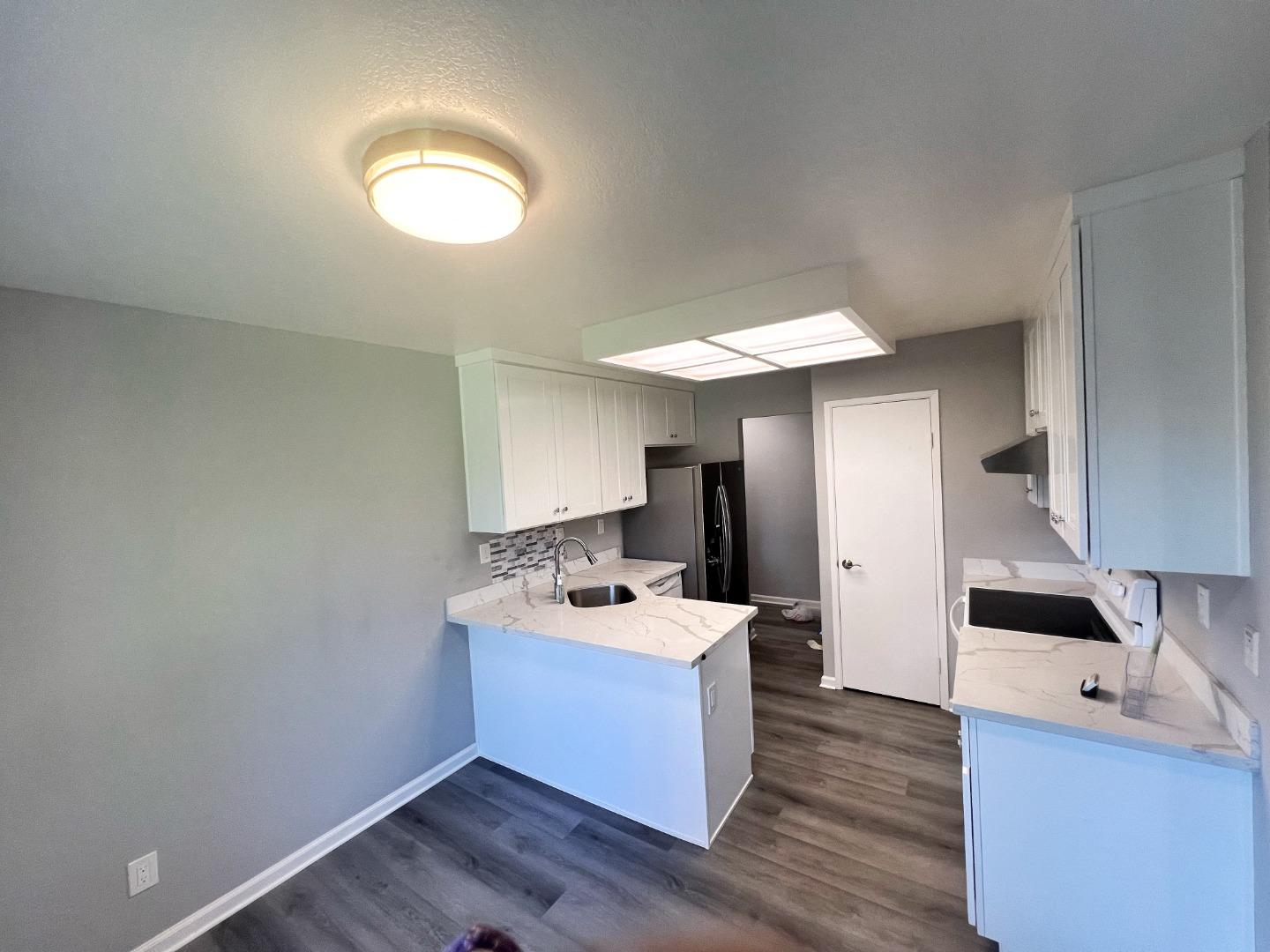 2599 Easton Lane 108