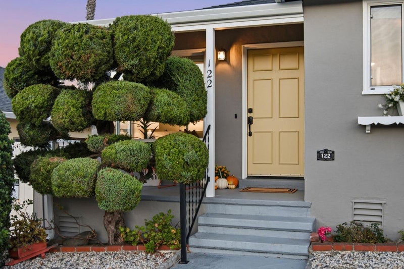 122 Sherwood Way