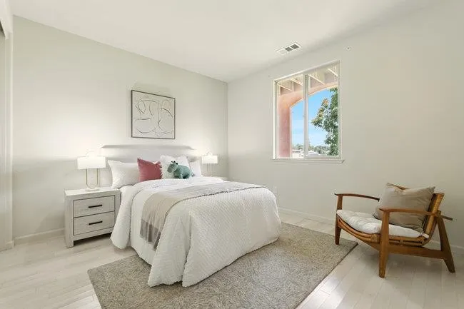 Hayward, California 94541, United States, 4 Bedrooms Bedrooms, ,3 BathroomsBathrooms,Residential,Active,212812