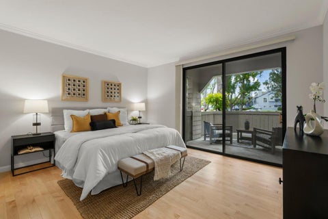 Tiny photo for 3 Cove Lane, REDWOOD CITY, CA 94063 (MLS # ML82060362)