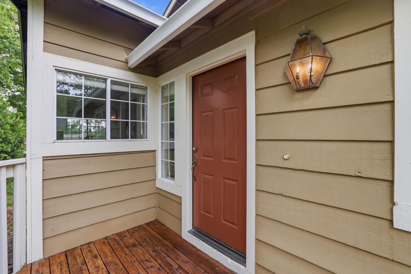 1222 Linder Hill Lane