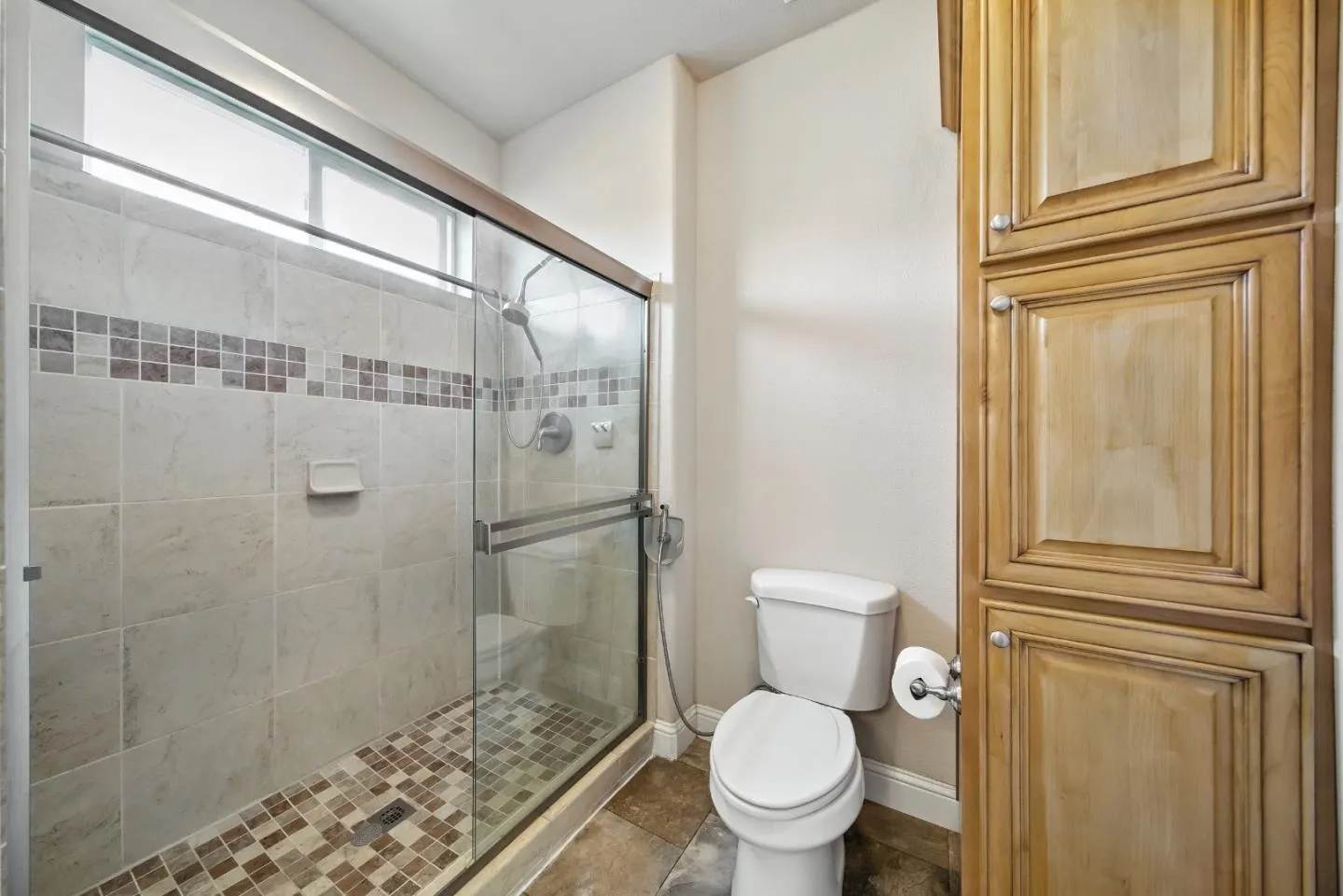 Mountain View, California 94041, United States, 3 Bedrooms Bedrooms, ,2 BathroomsBathrooms,Residential,Active,159507