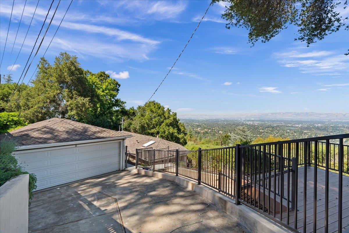 16900 Sheldon Road