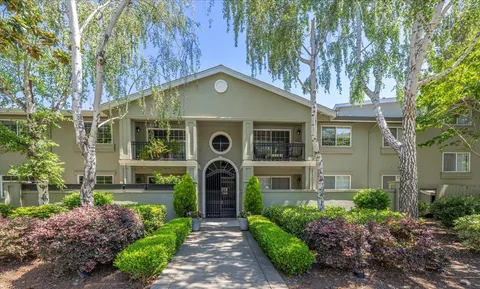 20 Willow Road Unit 13, Menlo Park, CA 94025 - MLS#: ML82006266