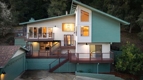 Photo of 231 Nelson Road, SCOTTS VALLEY, CA 95066 (MLS # ML82035348)