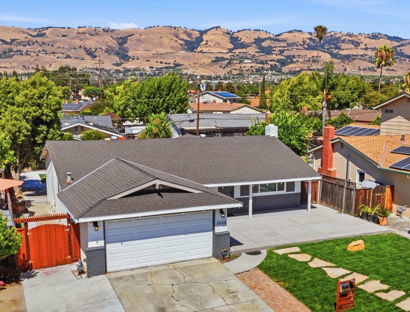 3034 Rossmore Way
