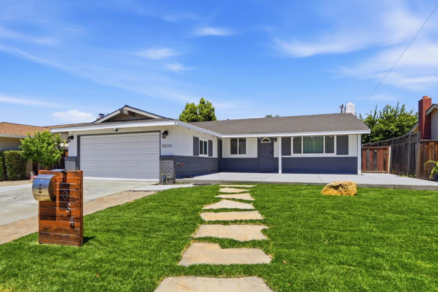 3034 Rossmore Way