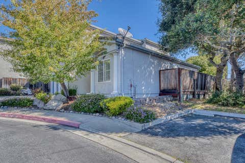 Tiny photo for 391 Ocean View Court, MARINA, CA 93933 (MLS # ML82055721)