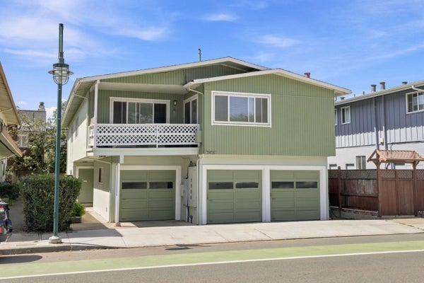2416 PALMETTO AVE, PACIFICA, CA 94044 - Image 74d34d31b7a85bddc8358de33f043d5e/3430890133