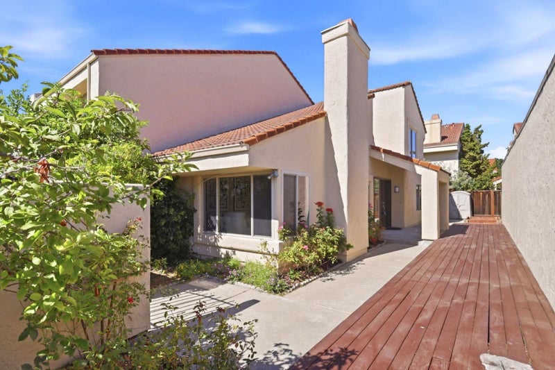 26 Lido Circle