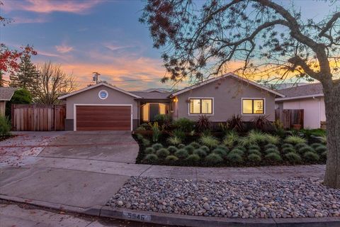 Tiny photo for 5546 Amby Drive, SAN JOSE, CA 95124 (MLS # ML82029736)