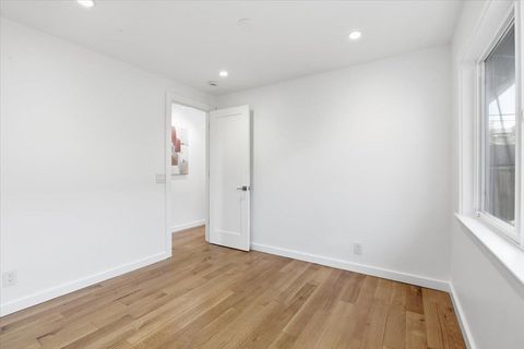 Tiny photo for 5546 Amby Drive, SAN JOSE, CA 95124 (MLS # ML82029736)