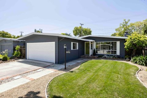 Photo of 2491 Betlo Avenue, MOUNTAIN VIEW, CA 94043 (MLS # ML82043994)
