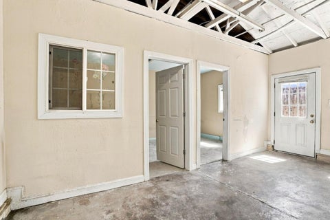 Tiny photo for 6 Huntington Circle, PITTSBURG, CA 94565 (MLS # ML82060441)