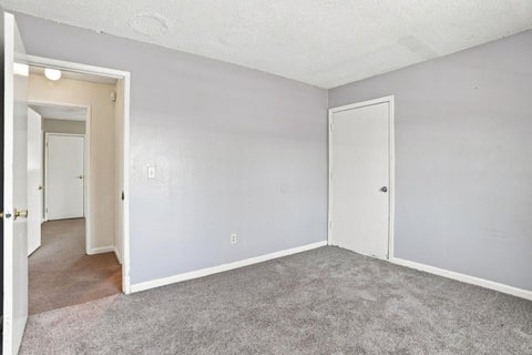 Tiny photo for 6 Huntington Circle, PITTSBURG, CA 94565 (MLS # ML82060441)