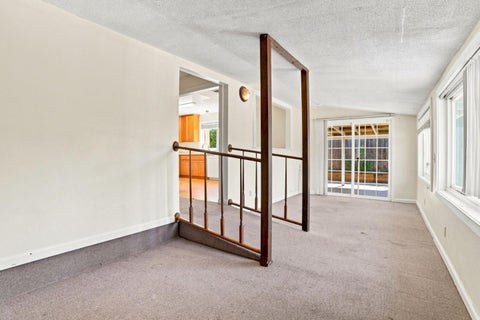 Tiny photo for 6 Huntington Circle, PITTSBURG, CA 94565 (MLS # ML82060441)