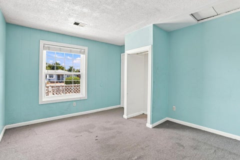 Tiny photo for 6 Huntington Circle, PITTSBURG, CA 94565 (MLS # ML82060441)