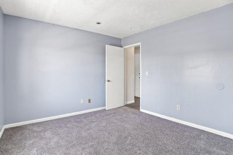 Tiny photo for 6 Huntington Circle, PITTSBURG, CA 94565 (MLS # ML82060441)