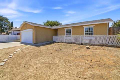 Tiny photo for 6 Huntington Circle, PITTSBURG, CA 94565 (MLS # ML82060441)