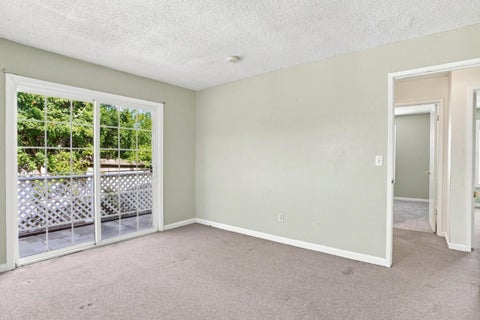 Tiny photo for 6 Huntington Circle, PITTSBURG, CA 94565 (MLS # ML82060441)
