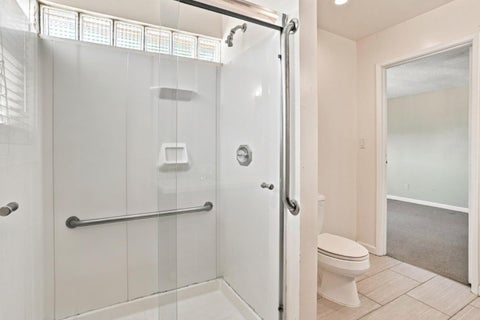 Tiny photo for 6 Huntington Circle, PITTSBURG, CA 94565 (MLS # ML82060441)