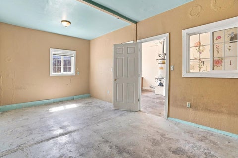 Tiny photo for 6 Huntington Circle, PITTSBURG, CA 94565 (MLS # ML82060441)