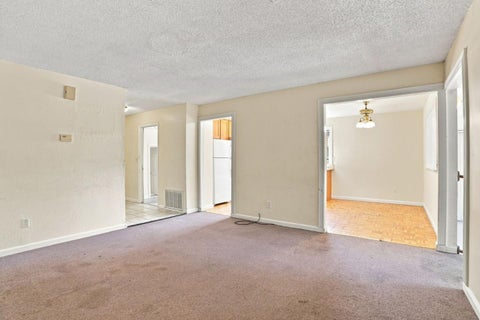 Tiny photo for 6 Huntington Circle, PITTSBURG, CA 94565 (MLS # ML82060441)