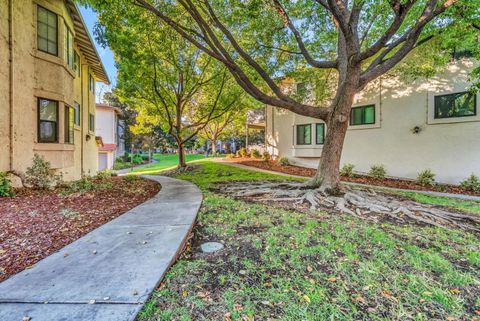 Tiny photo for 364 Kenbrook Circle, SAN JOSE, CA 95111 (MLS # ML82025298)