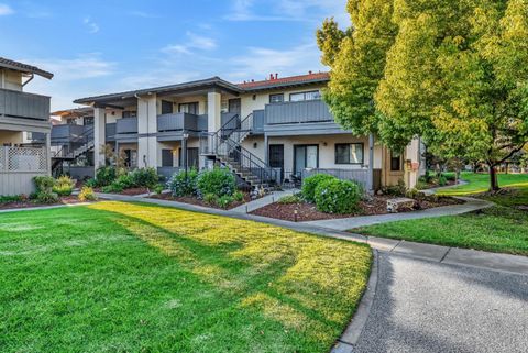 Tiny photo for 364 Kenbrook Circle, SAN JOSE, CA 95111 (MLS # ML82025298)