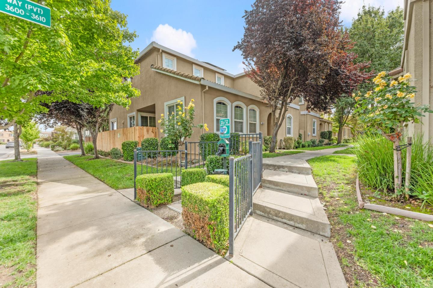 3604 Sardinia Island Way