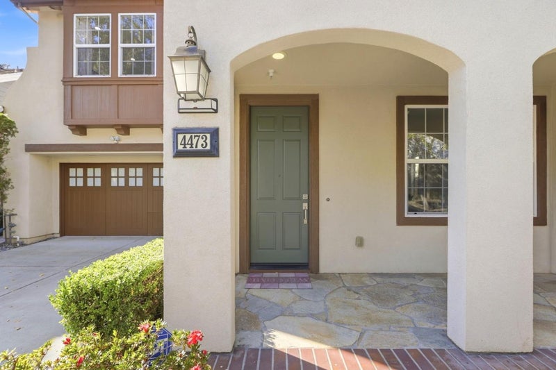4473 Keepsake Rose Common