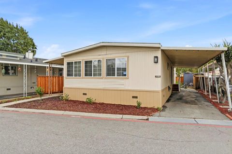 Tiny photo for 777 Spindrift Place #777, SAN JOSE, CA 95134 (MLS # ML82028313)