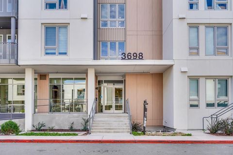 Photo of 3698 Vision Common #221, FREMONT, CA 94538 (MLS # ML82041522)