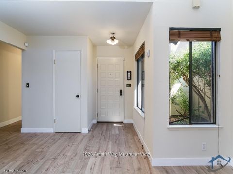 Tiny photo for 1925 Amalfi Way, MOUNTAIN VIEW, CA 94040 (MLS # ML82031214)