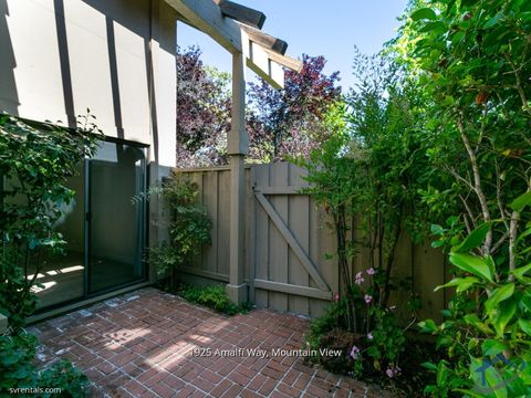 Tiny photo for 1925 Amalfi Way, MOUNTAIN VIEW, CA 94040 (MLS # ML82031214)