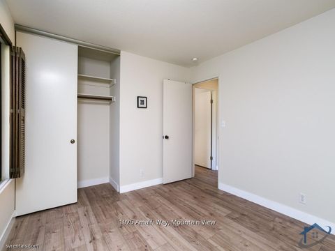 Tiny photo for 1925 Amalfi Way, MOUNTAIN VIEW, CA 94040 (MLS # ML82031214)