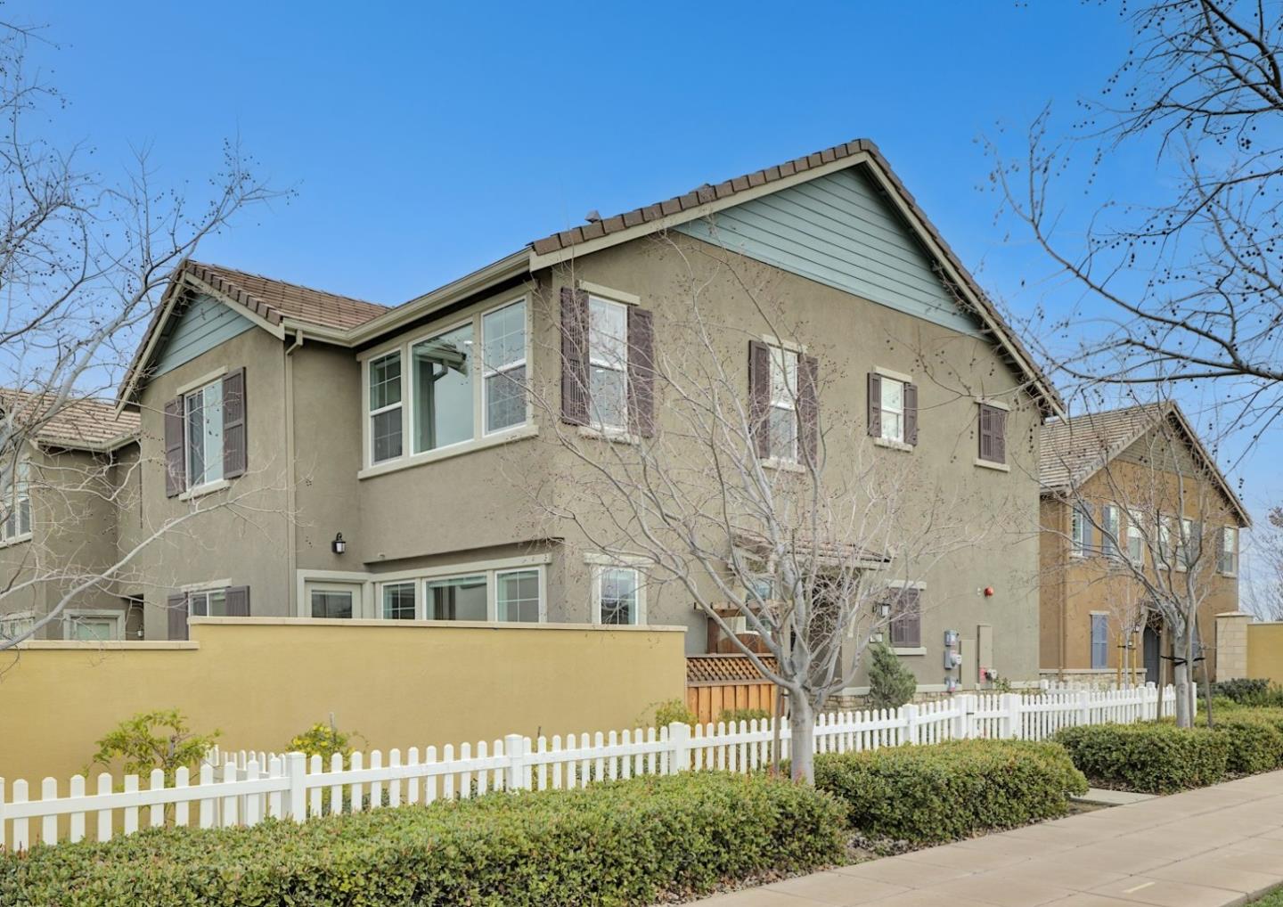 Photo 1 of 55 — 1426 South Central Parkway, MOUNTAIN HOUSE, CA 95391
