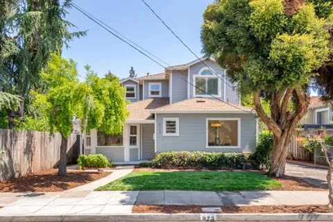 923 Grand Street, Redwood City, CA 94061 - MLS#: ML82005482