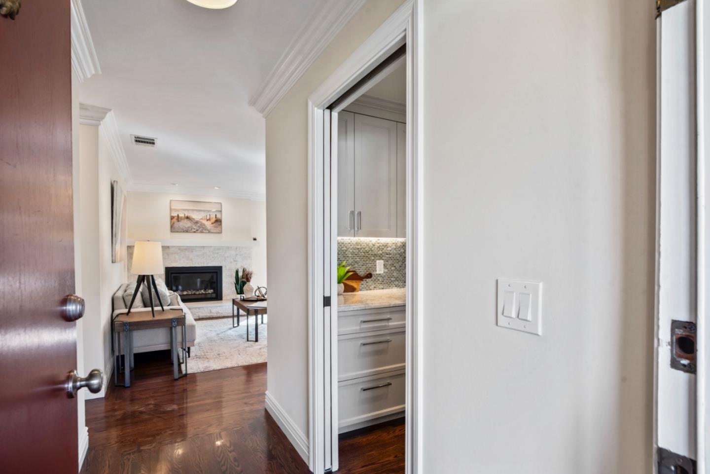 1020 West Homestead Road