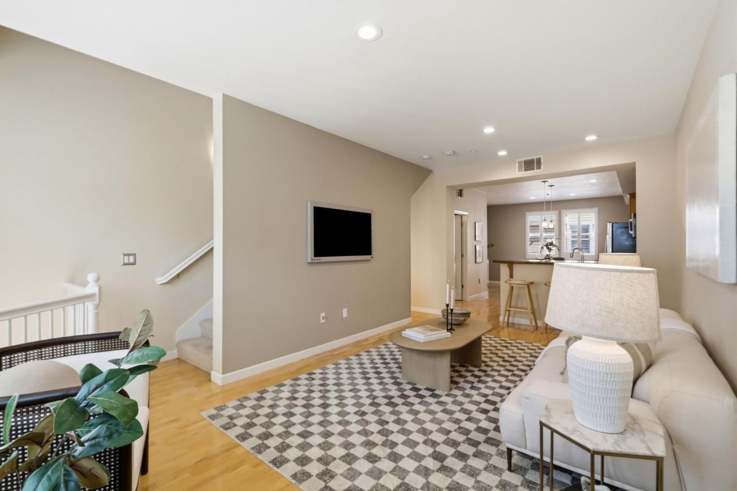 337 Cereza Place
