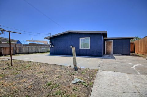 Tiny photo for 117 Magnolia Drive, SALINAS, CA 93905 (MLS # ML82047291)